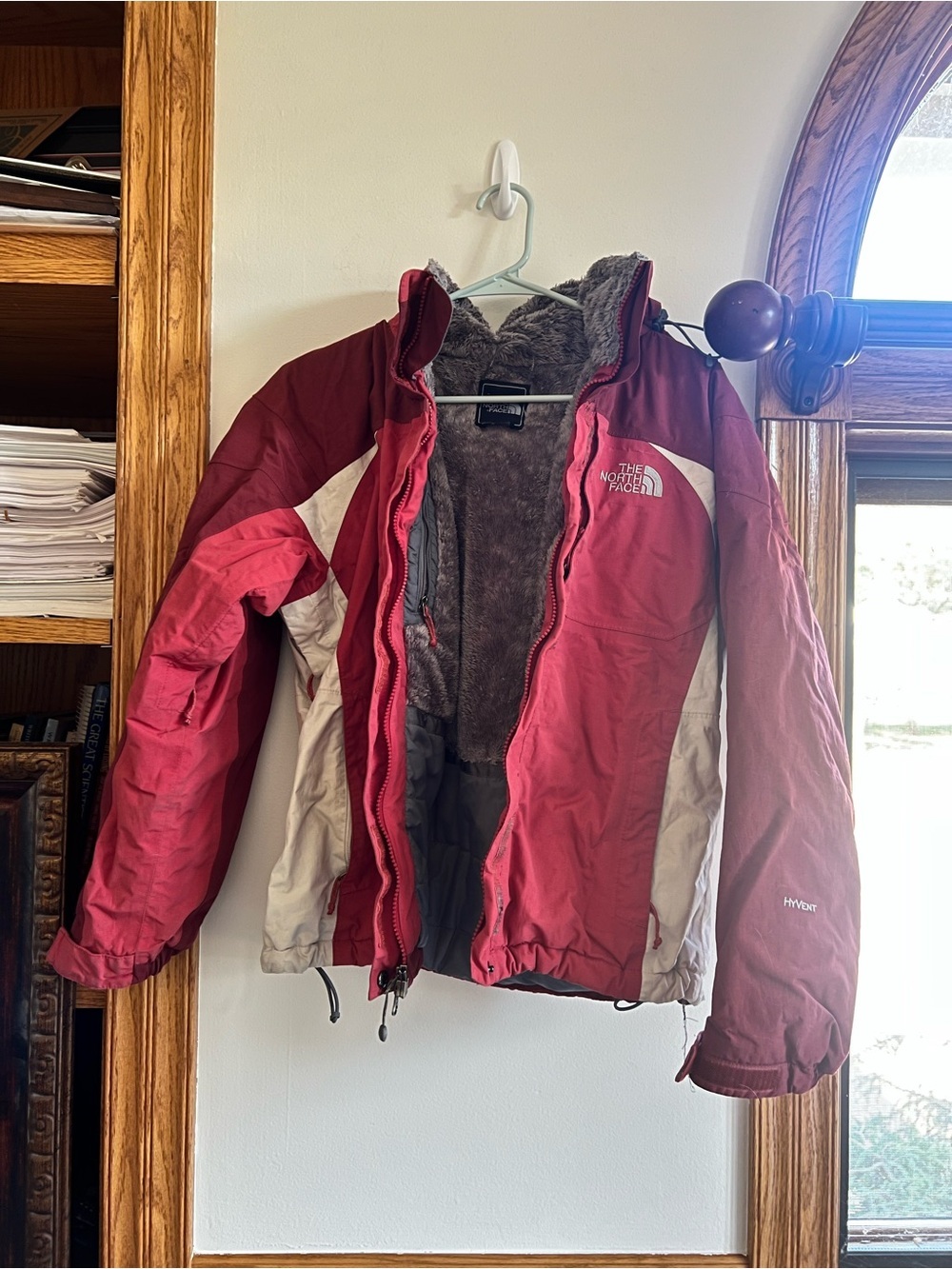 The North Face - Hyvent - Red and Cream Insulated Jacket